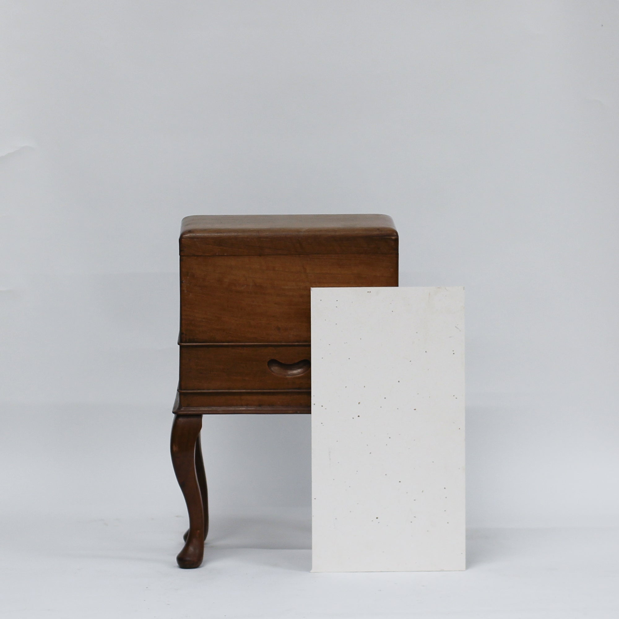 Ruskin White Elenite - 500 x 265mm