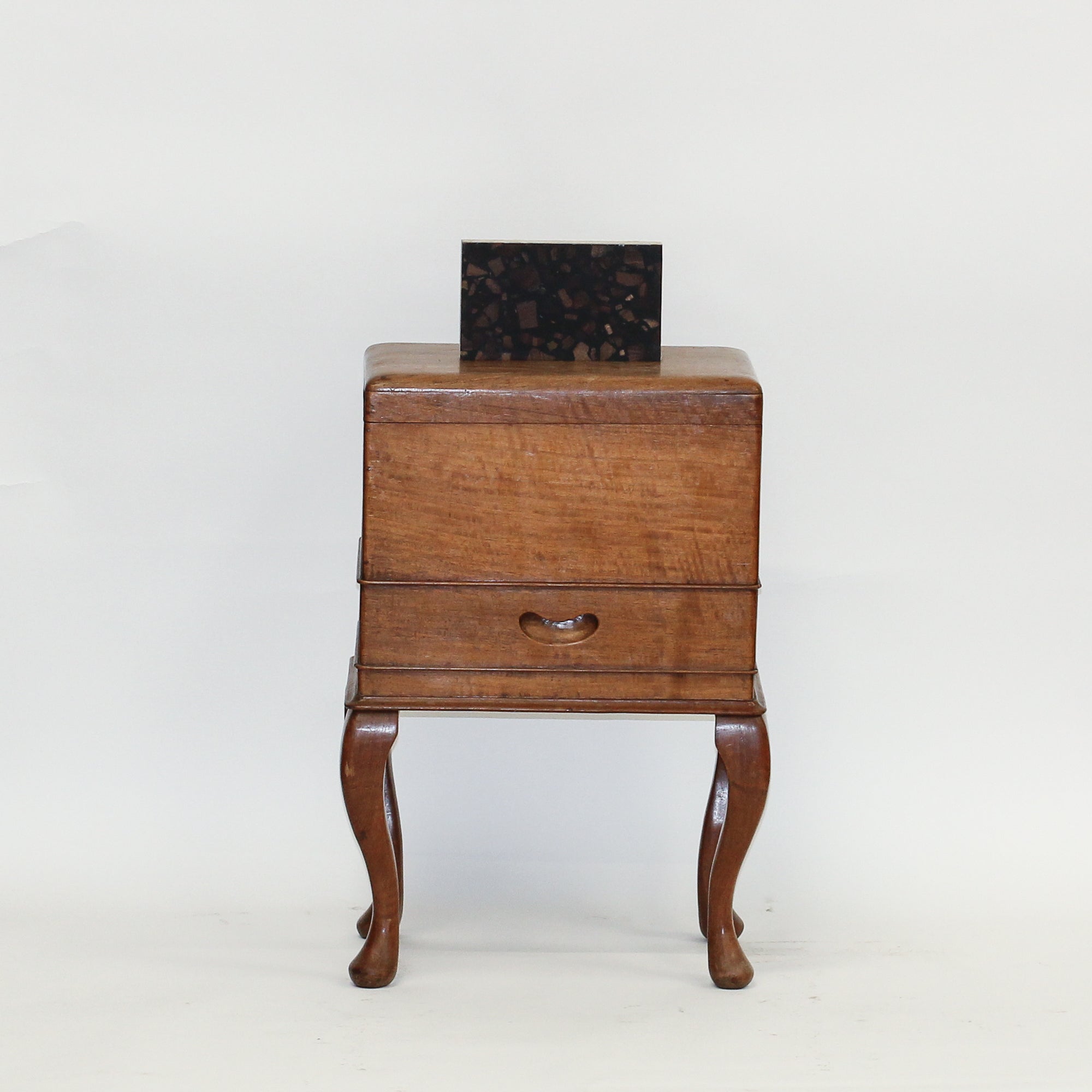 Charcoal Walnut - 195 x 115mm