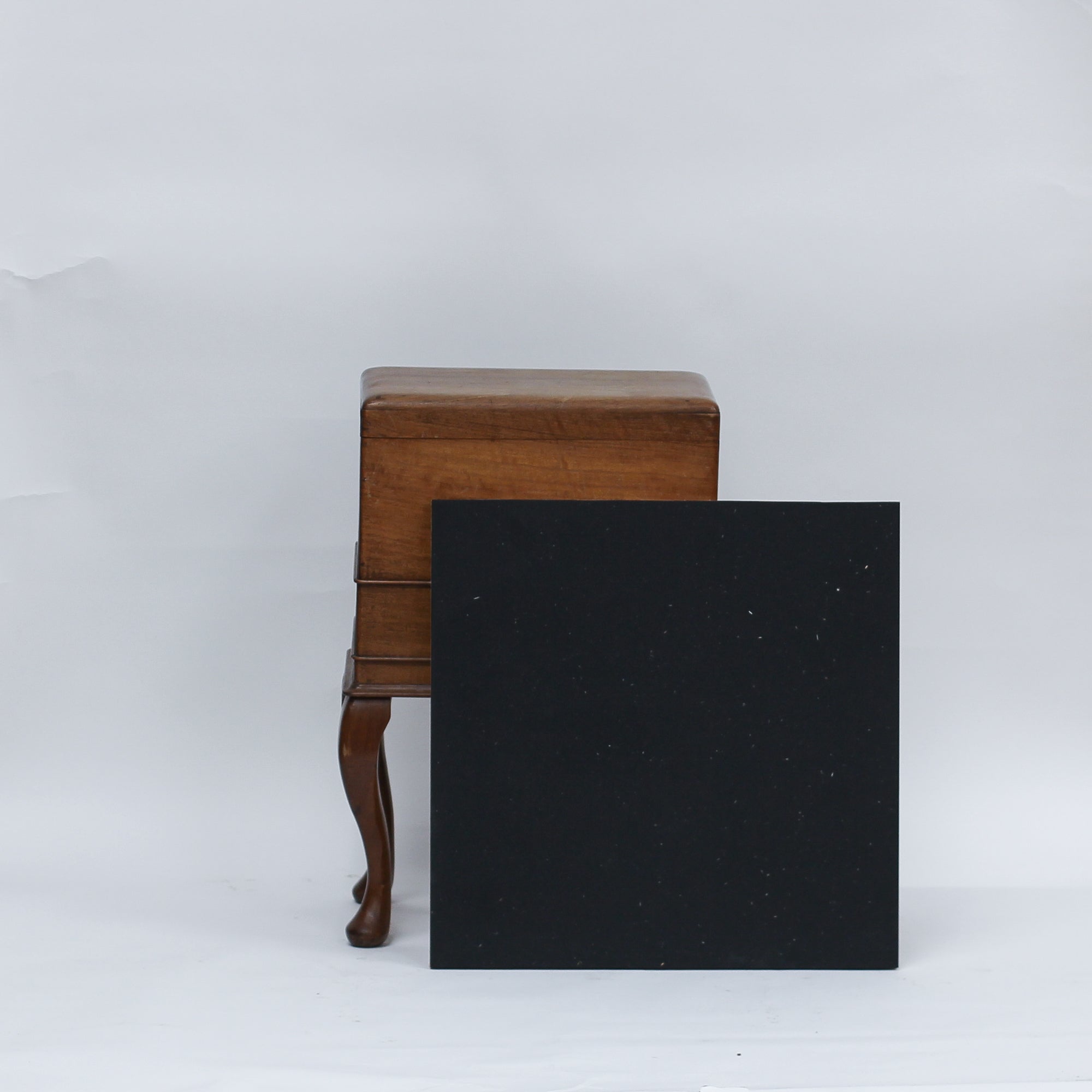 Charcoal No-Chip - 495 x 495mm