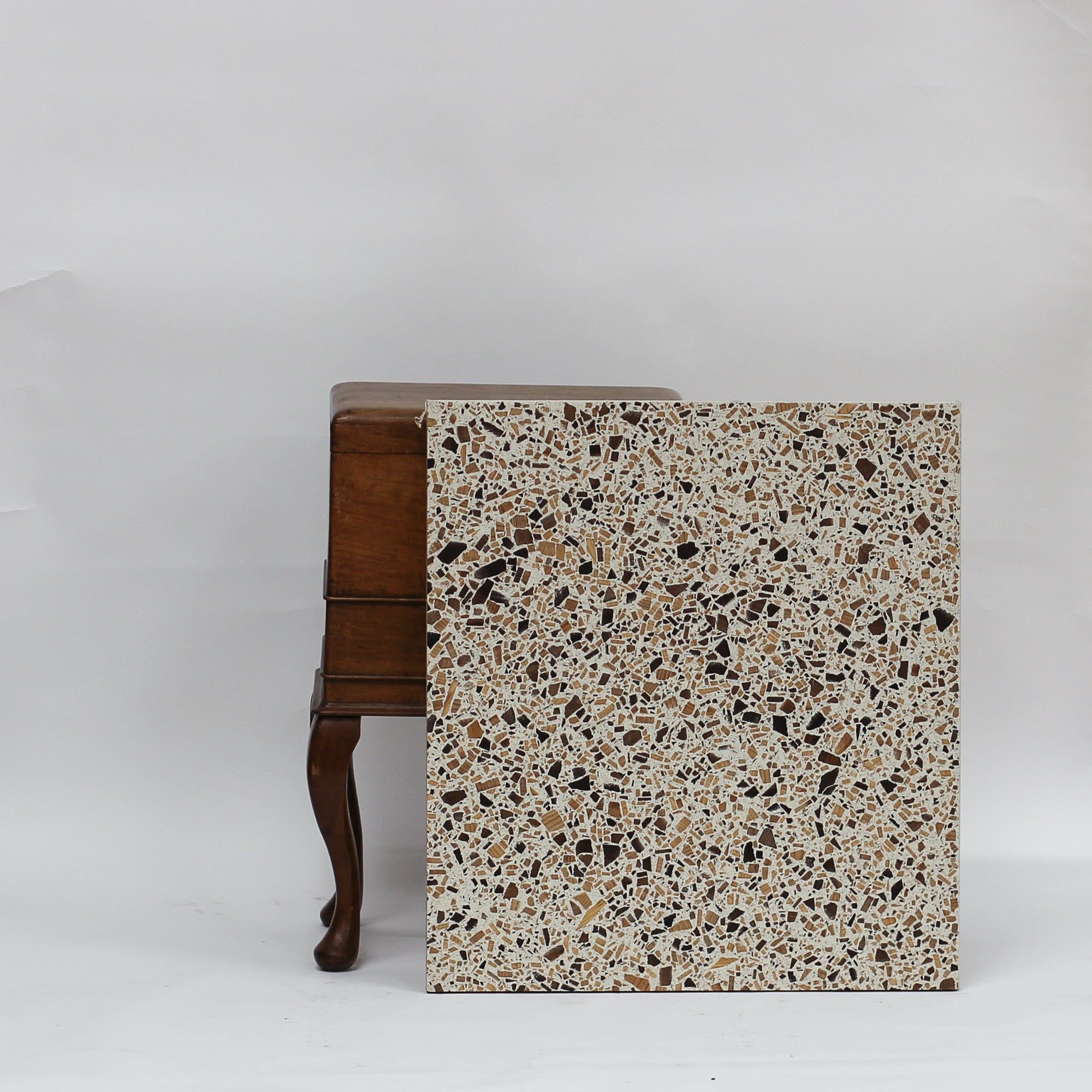 Ivory Cedar and Walnut - 620 x 560mm